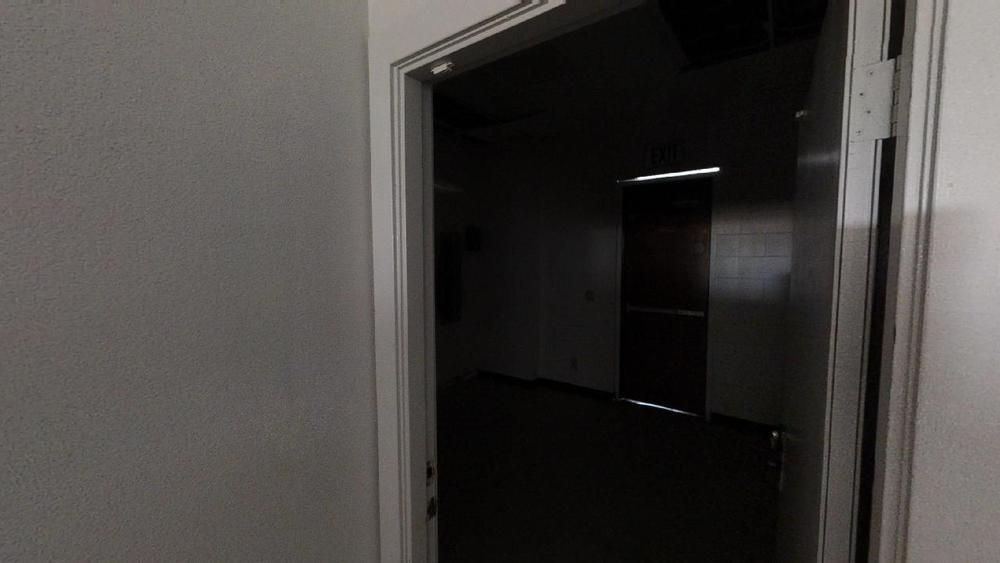 Move-In Ready Retail/Office Storefront @ Downtown Corner: 277 N 5th St, Coalinga, CA 93210